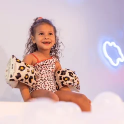 SWIM ESSENTIALS Swim Essential S Zwemvleugels Panter Beige (2-6 Jaar) -Buiten Speelgoed Winkel swim essential s zwemvleugels panter beige 2 6 jaar a359739 4